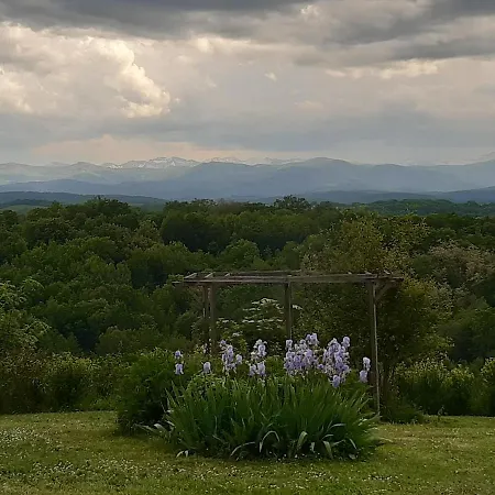 Ferme Beauregard Les Pyrénées Artigat